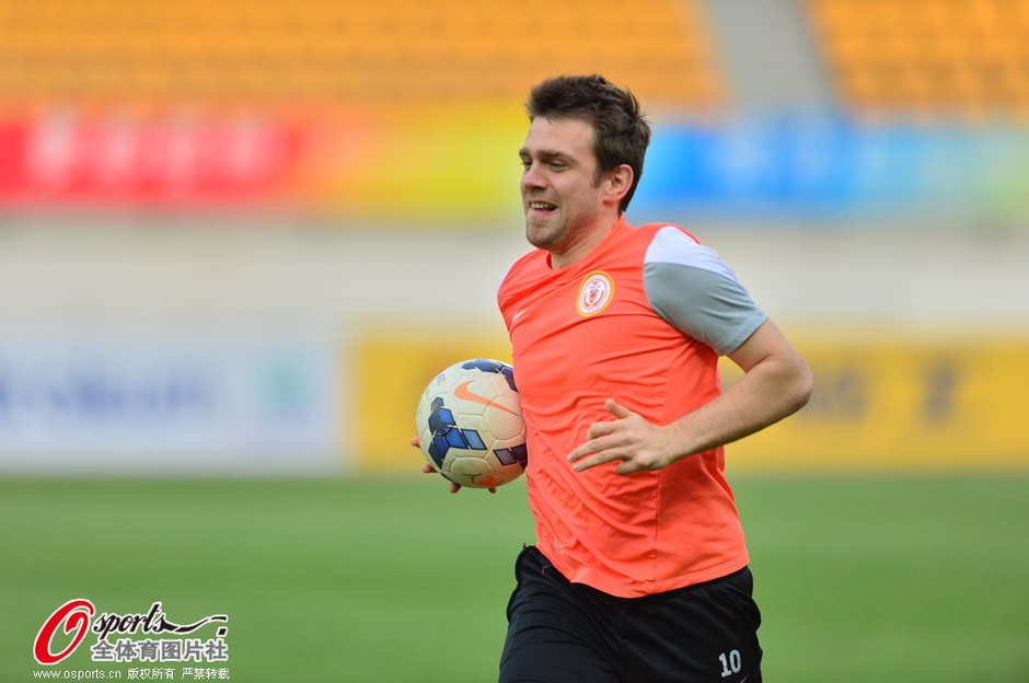 开云-托特纳姆今夜回应争议，志在亚冠名次提升，压力陡增，球探报告显示潜力-开云